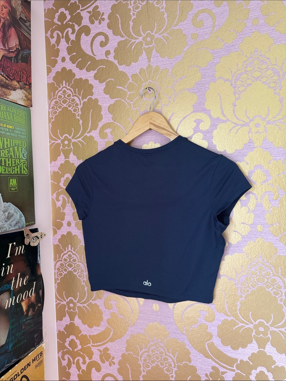 ALO Yoga Navy Short Sleeve Crop Top